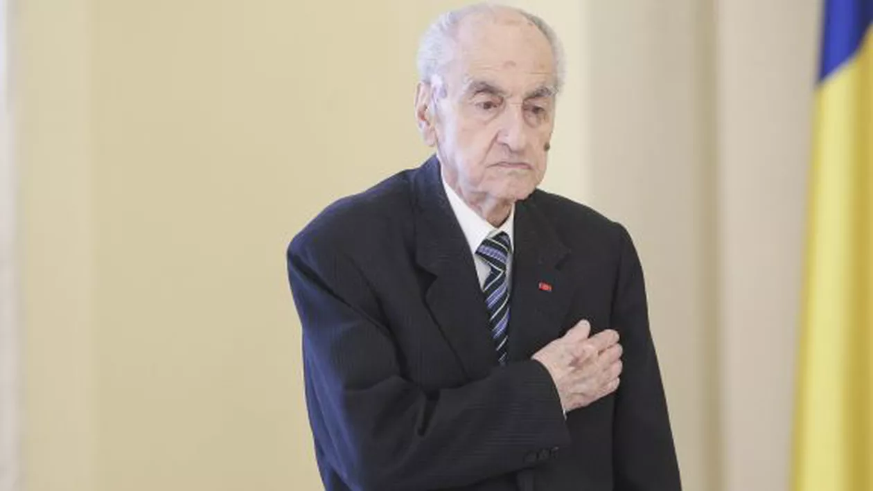 Discursul lui Quintus, la Cotroceni: Un critic a spus că un roman, dacă nu are 100 de pagini, este o nuvelă. Viața mea e un roman. De fiecare dată am încercat să-mi slujesc oamenii, societatea și patria (VIDEO, FOTO)
