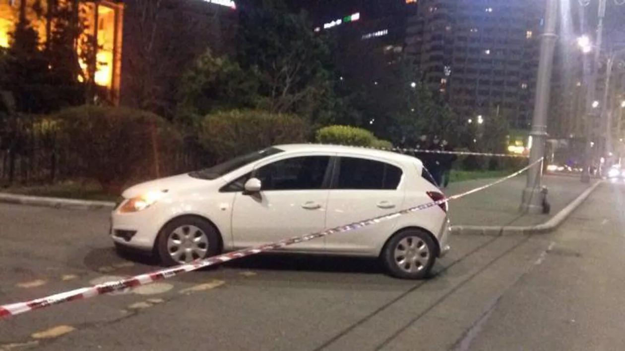 PANICĂ la Palatul Victoria: O femeie a intrat cu mașina în poarta Guvernului (VIDEO)