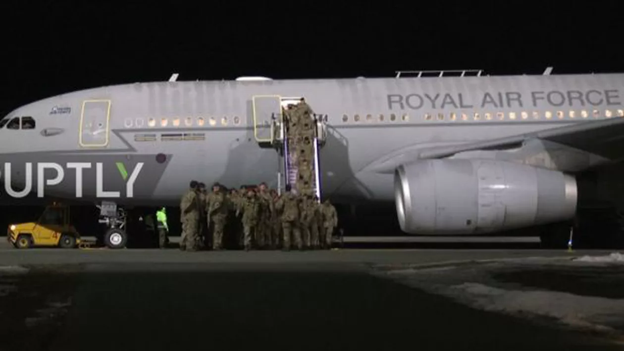 DEBARCAREA DIN ESTONIA: Trupe NATO din Marea Britanie au venit să apere Pribaltica de ruși (VIDEO)