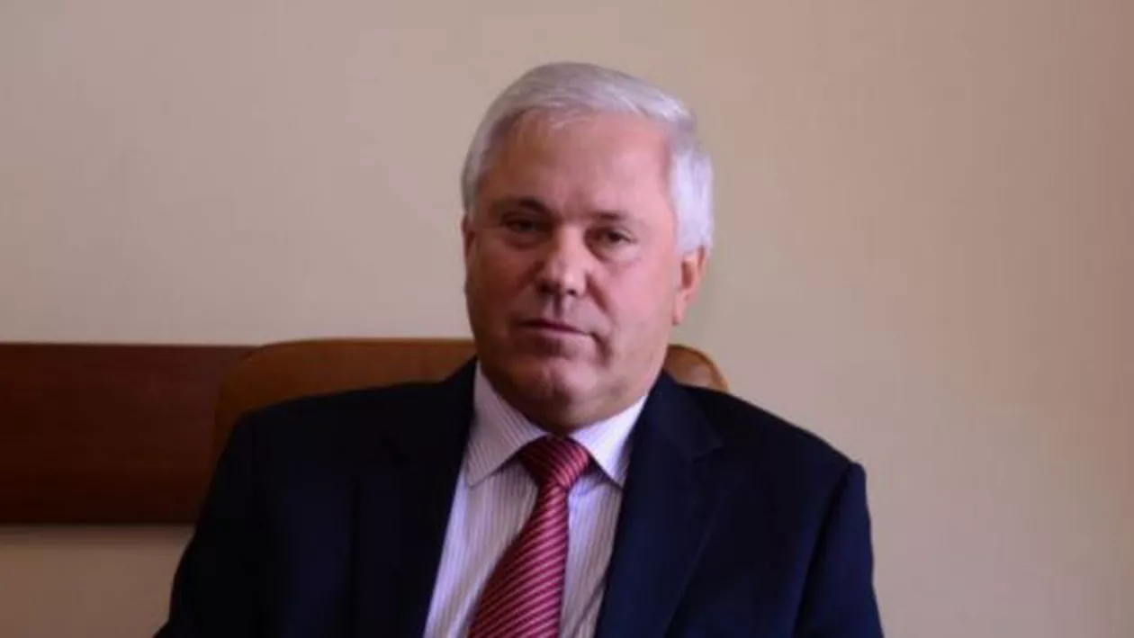 Imagini incredibile de la arestarea unui fost deputat acuzat de spionaj în favoarea rușilor. Ce au găsit procurorii la domiciliul acestuia (FOTO)