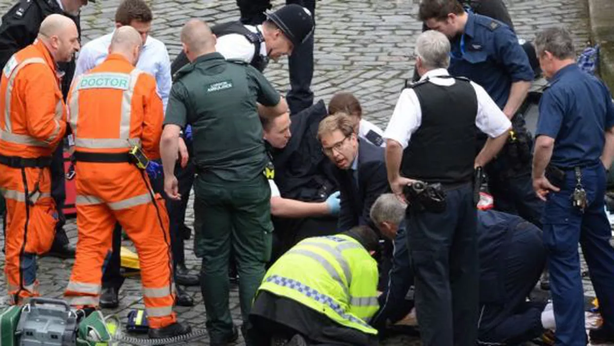 Un parlamentar britanic a încercat să resusciteze o victimă a atacului de la Londra (FOTO)
