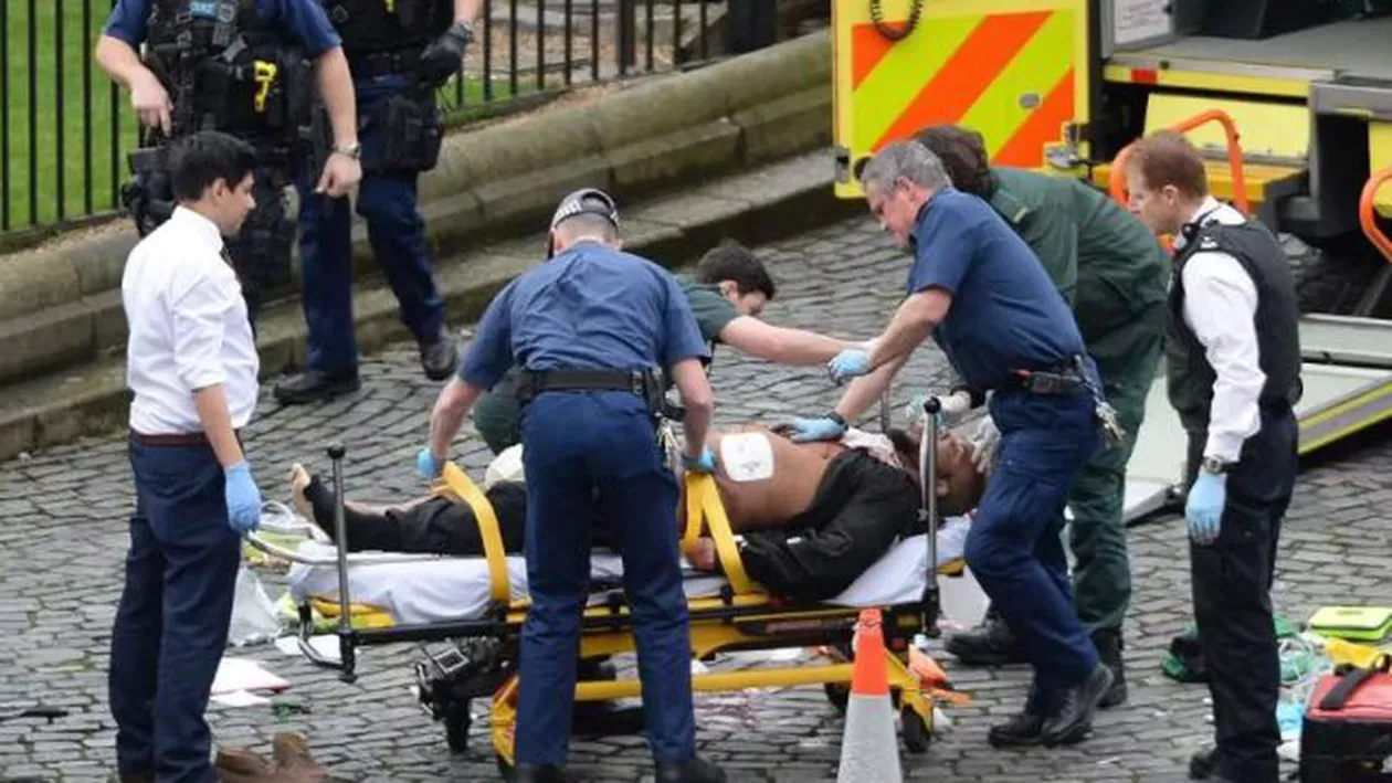 Povestea bărbatului care a comis atacul terorist de miercuri de lângă Parlamentul britanic: A făcut la închisoare pentru că a înjunghiat un patron de cafenea în 2000 (FOTO)