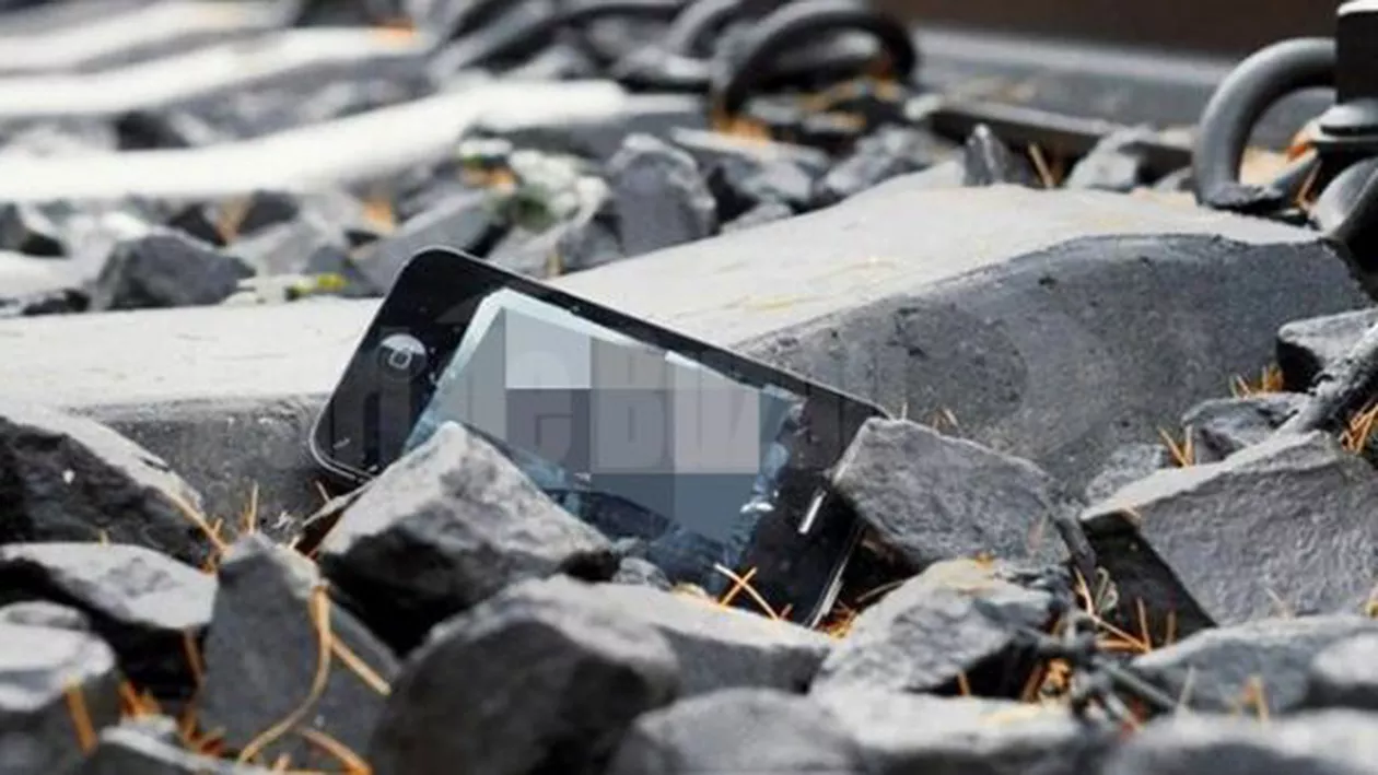 ULTIMUL ZÂMBET: Un tânăr a MURIT pentru un selfie teribilist în Gara din Buzău