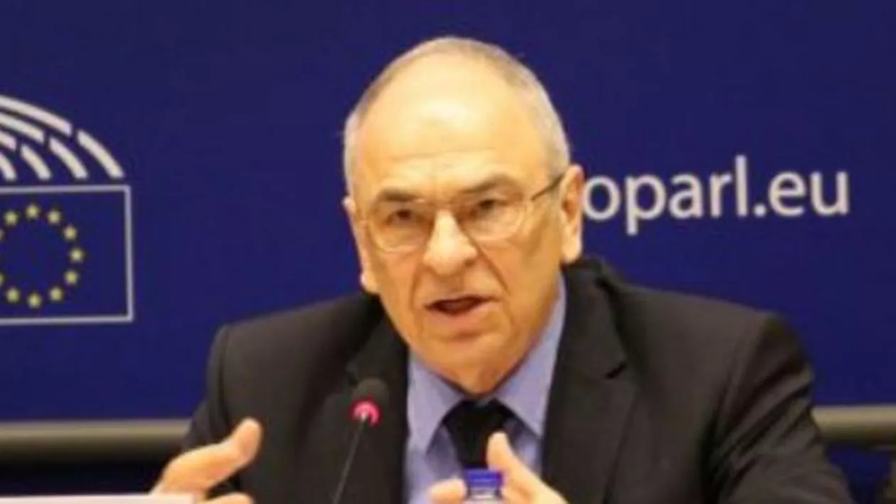 Liiceanu, PEDEPSIT pentru discursul de la Bruxelles despre OUG 13: În loc să fie ca un bun român alături de mine, simte nevoia să ţină partea hoţilor