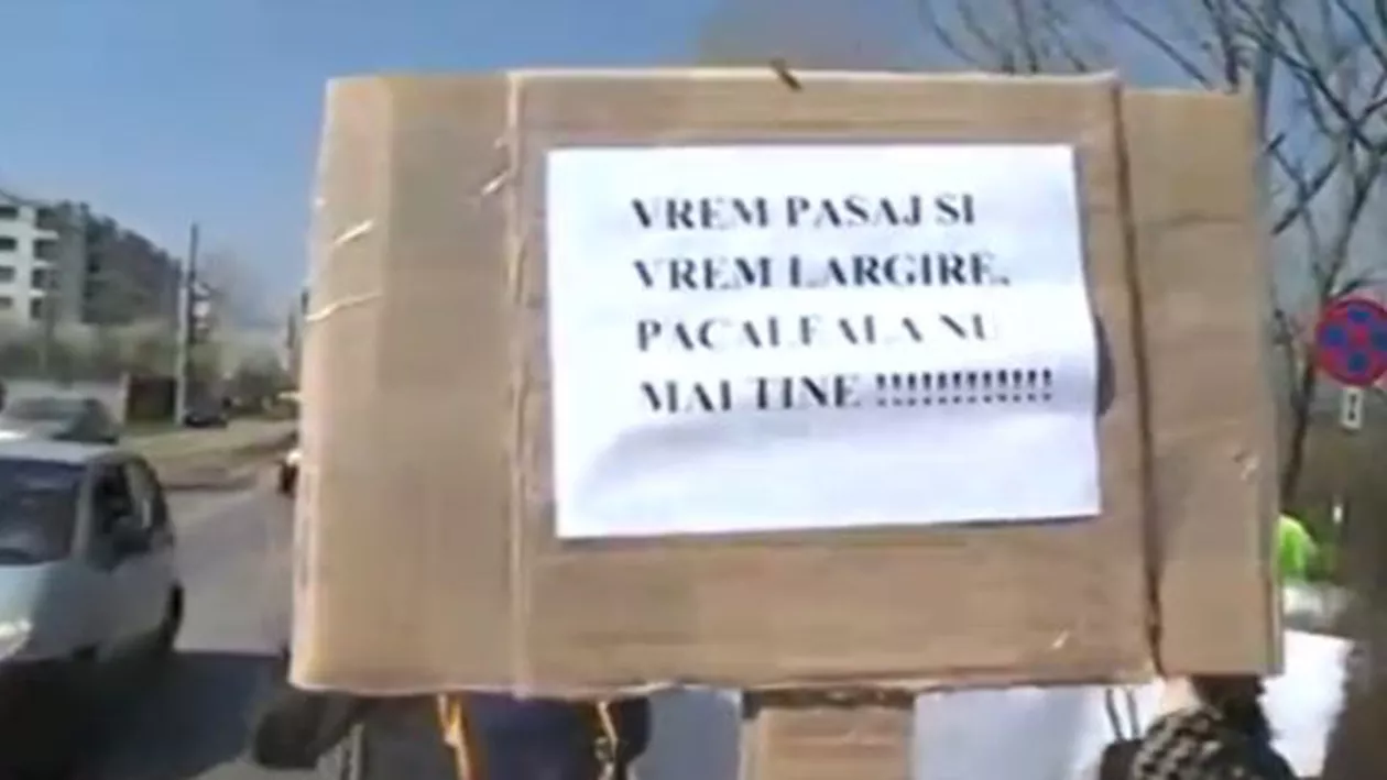 Protest în prelungirea Ghencea. Oamenii cer lărgirea străzii și construirea unui pasaj: ”Păcăleala nu mai ţine!" (VIDEO)