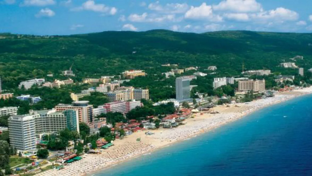 Cum sunt văzuți turiștii români de autoritățile din Bulgaria: Vin cu mașina în stațiuni și parchează la întâmplare 
