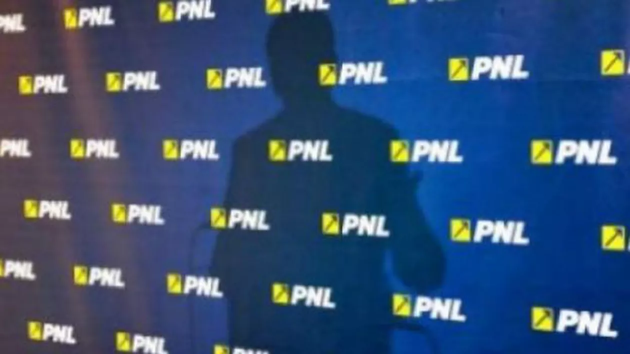PNL-ist cu funcție de conducere, acuzat de soție că a bătut-o crunt. Femeia a postat o fotografie cu fața tumefiată pe Facebook (FOTO)