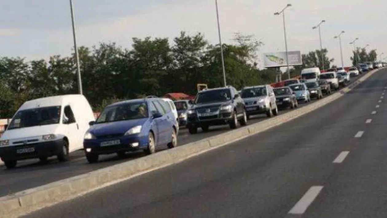 Un parlamentar prins fără rovinietă s-a gândit să modifice legea: Amenzile pentru lipsa rovinietei, prescrise după 30 de zile!