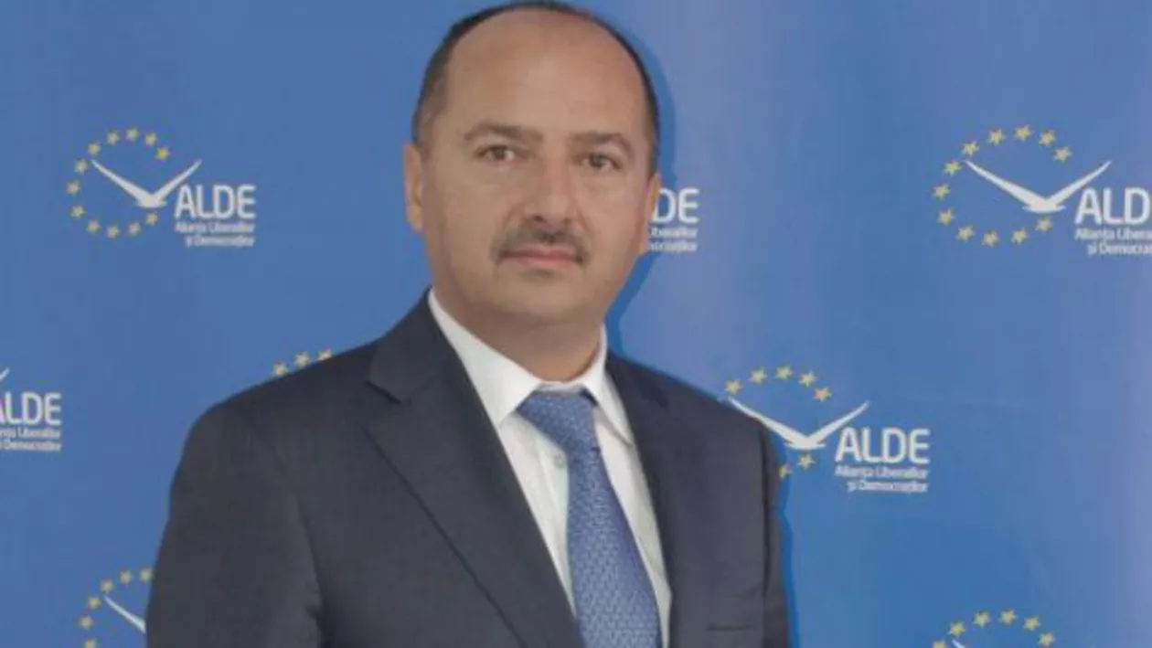 FABULOS! Un deputat ALDE se plânge de SALARIUL FOARTE MIC: Nimeni NU poate trăi cu 1000 de euro! E o formă de IOBĂGIE