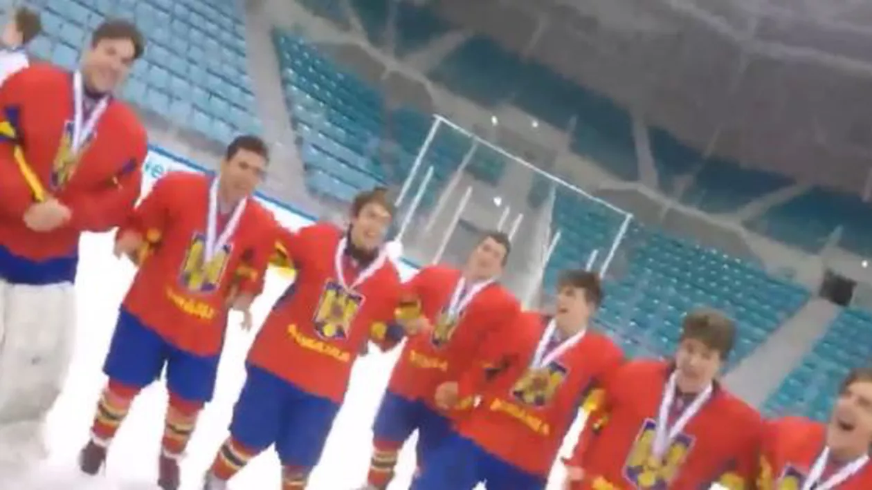 Imagini controversate la Naționala de hochei U18 a României. Tricolorii au cântat imnul secuiesc (FOTO + VIDEO))