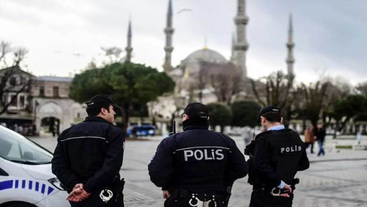 Trei oameni au murit într-o altercaţie produsă în faţa unei secţii de votare din Turcia