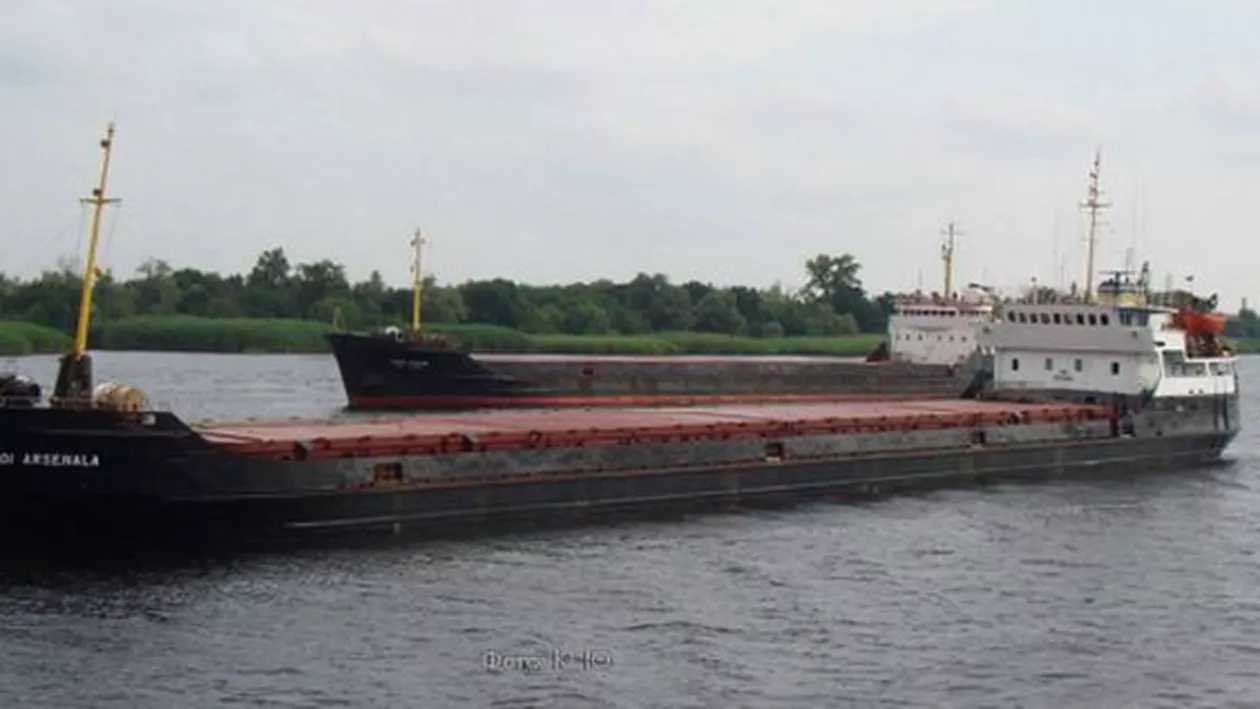Naufragiu în Marea Neagră: O navă cargo încărcată cu cereale s-a scufundat. Șapte persoane sunt căutate 