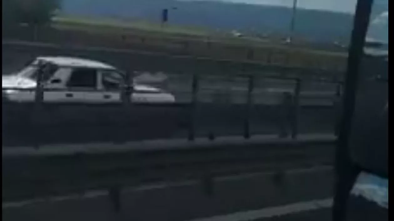 Asta înseamnă să fii BIZON ÎN TRAFIC! Șofer surprins pe contrasens pe Autostrada Transilvania (VIDEO)