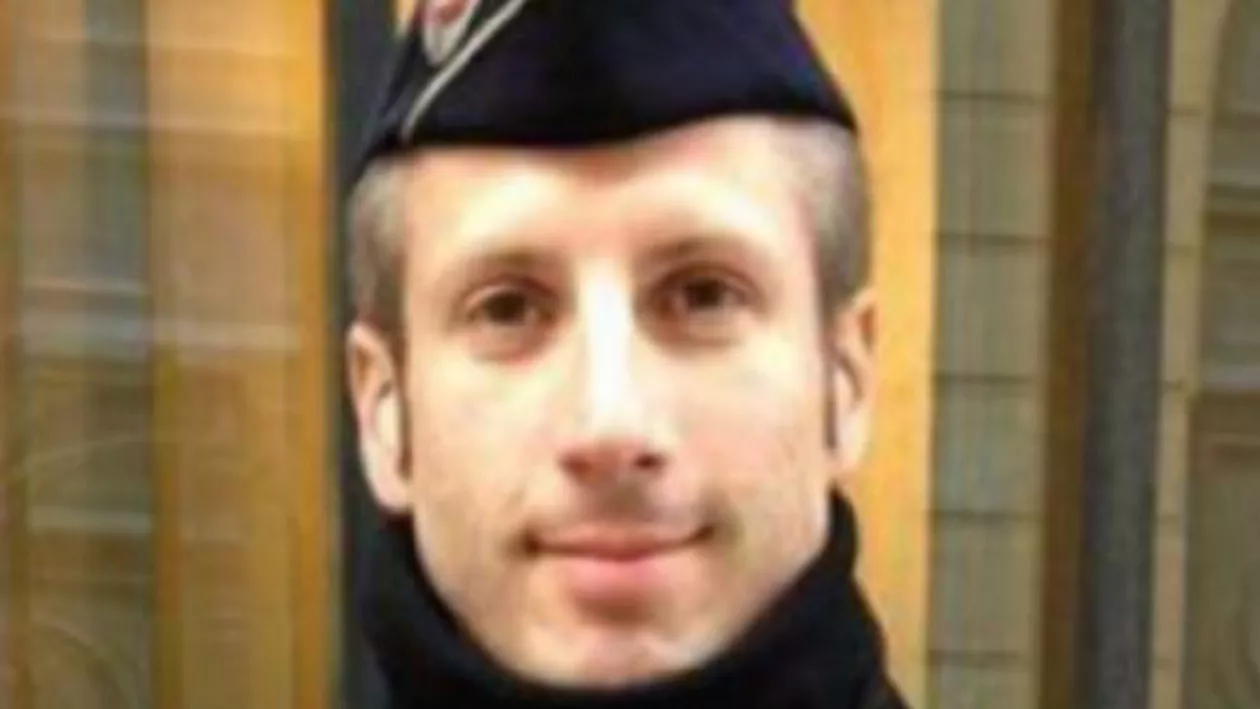 Curat GHINION: Poliţistul ucis în atacul de pe Champs-Elysees participase și la intervenţia antitero de la Bataclan!