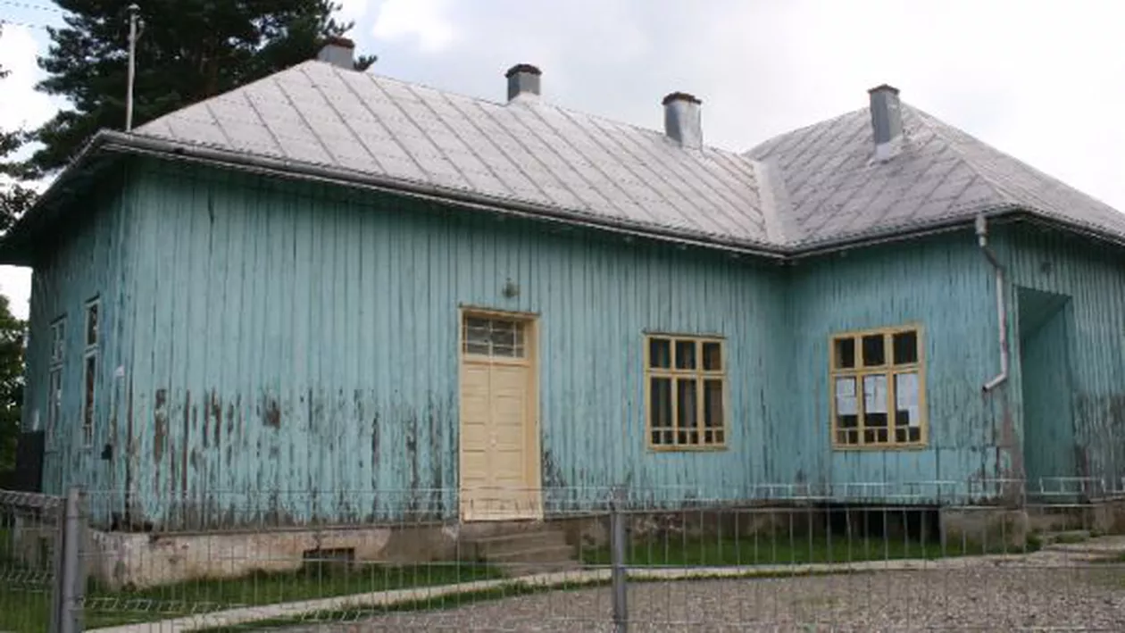 O învăţătoare din Valea Moldovei s-a sinucis în condiţii misterioase