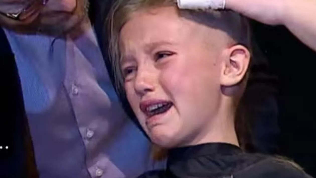 Gestul superb al unei fetițe de nouă ani pentru fratele ei a IMPRESIONAT Internetul (VIDEO)