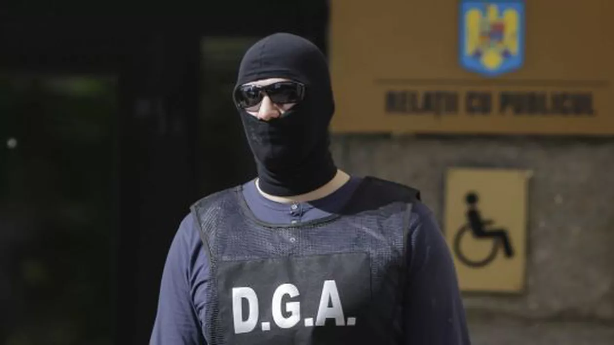 Rețineri în dosarul vagoanelor CFR Marfă: Procurorii DIICOT au trimis după gratii 21 de persoane printre care și fostul director general al companiei (VIDEO)