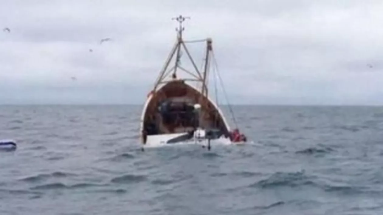 Detalii ULUITOARE despre accidentul naval din Marea Neagră. Toți ofițerii de la bordul navei militare rusești scufundate erau BEȚI
