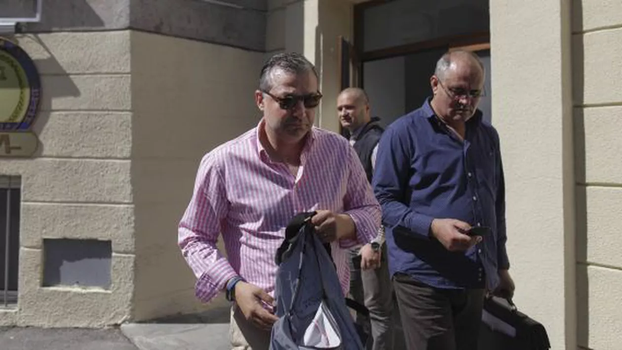 Dan Andronic, audiat la DNA  în dosarul în care sunt cercetate Ioana Băsescu şi Elena Udrea