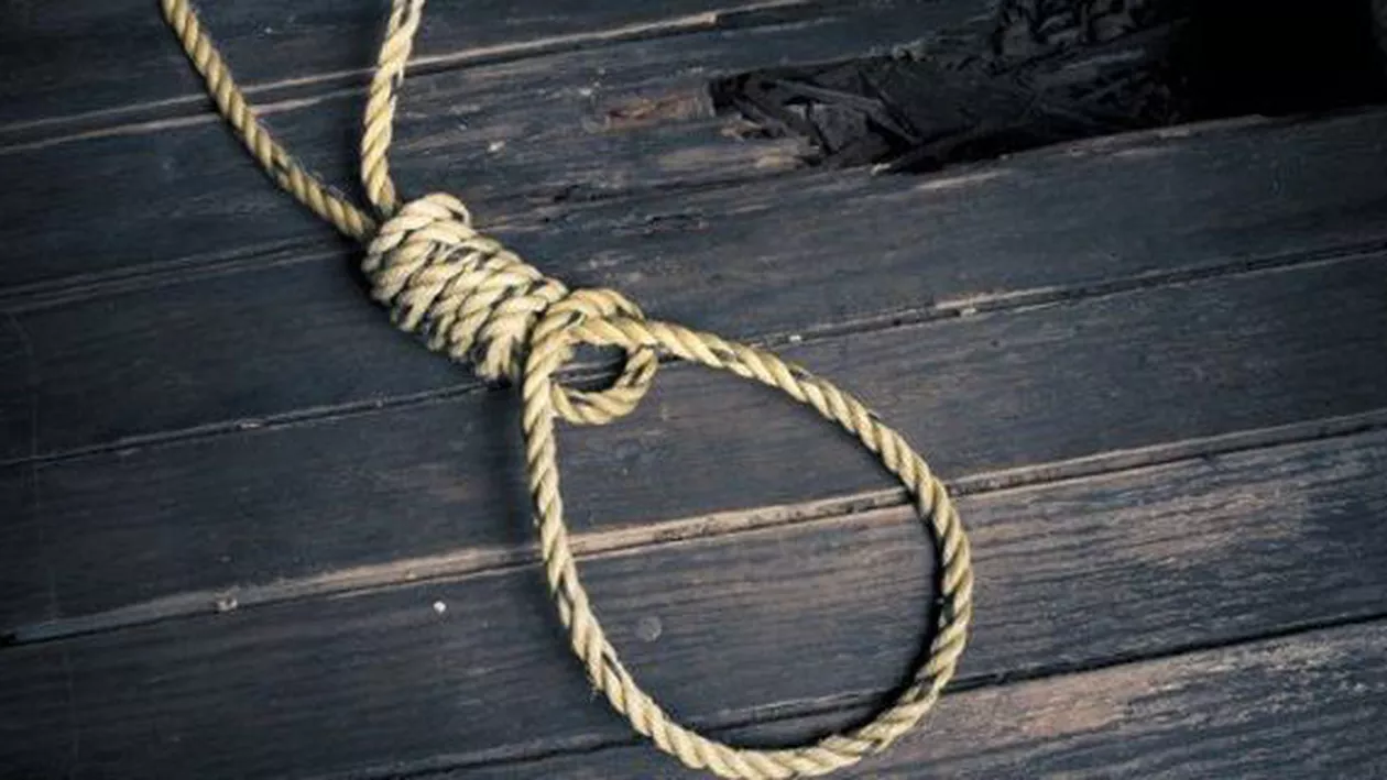 Vrancea: Un ELEV s-a sinucis în condiții suspecte! Tânărul a fost găsit MORT de părinți