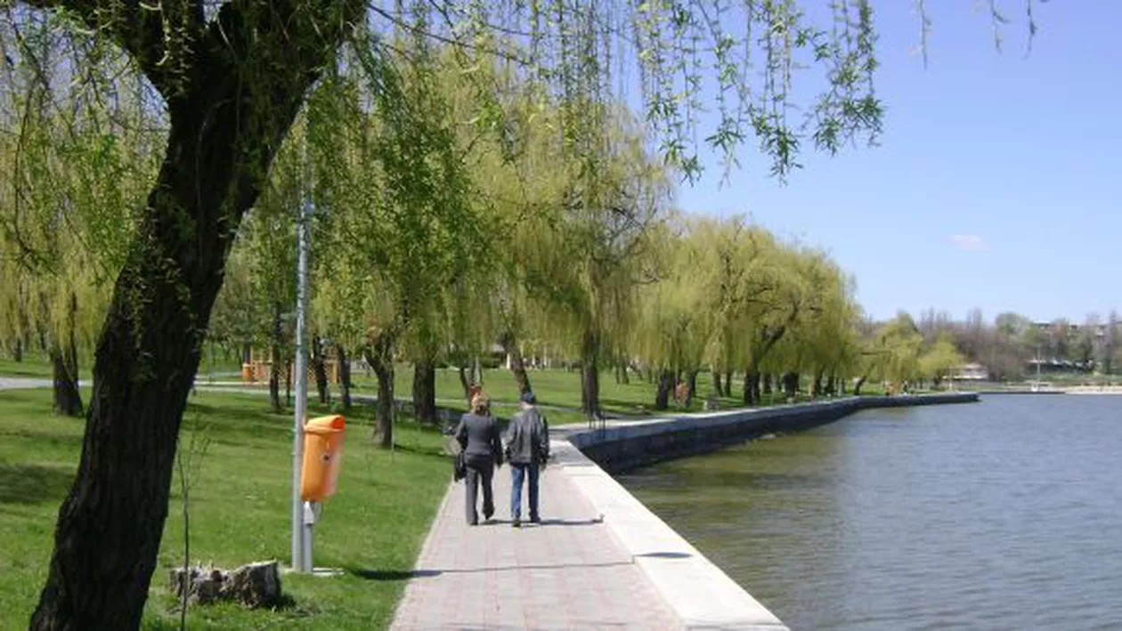 Sinucidere sau accident: Un bărbat a fost găsit MORT în lacul Ciuperca. Care este ipoteza anchetatorilor