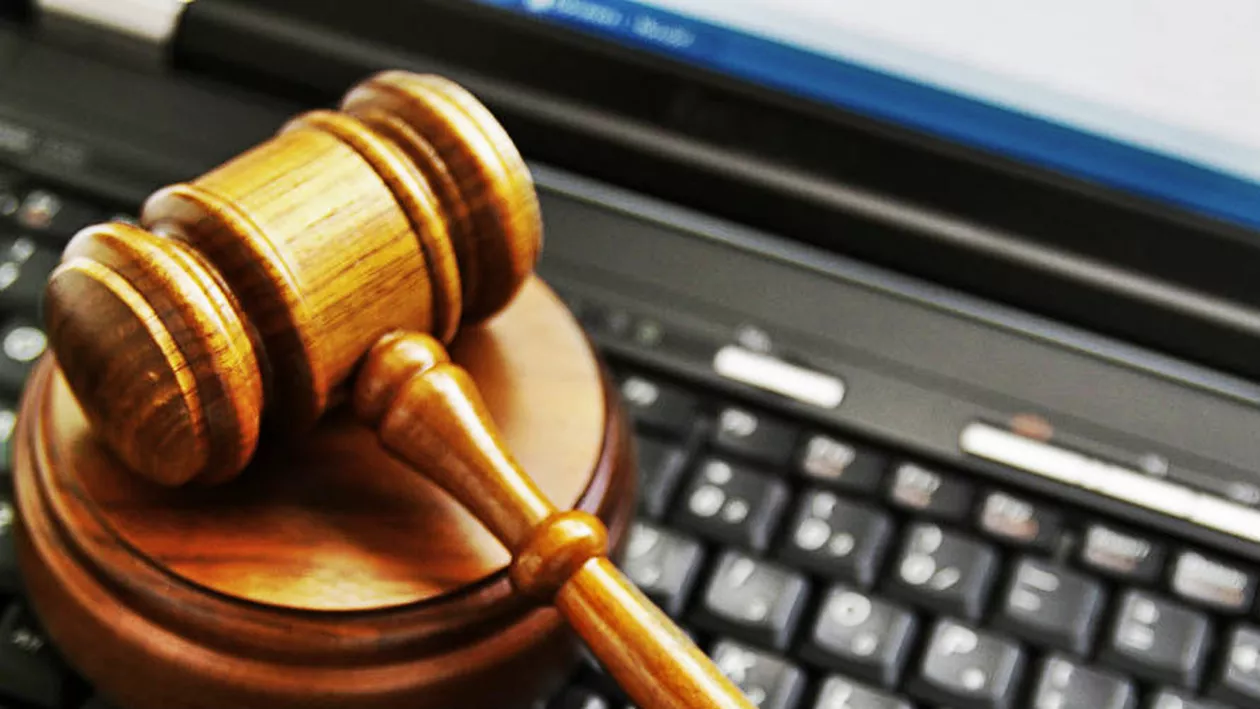 Tânăr din Onești, amendat în urma postărilor de pe Facebook