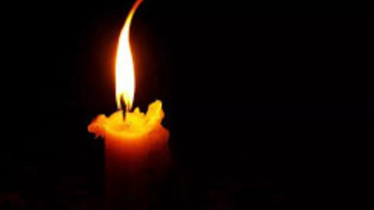 DOLIU ÎN SPORT! S-a PRĂBUȘIT pe teren și A MURIT la spital (FOTO, VIDEO)