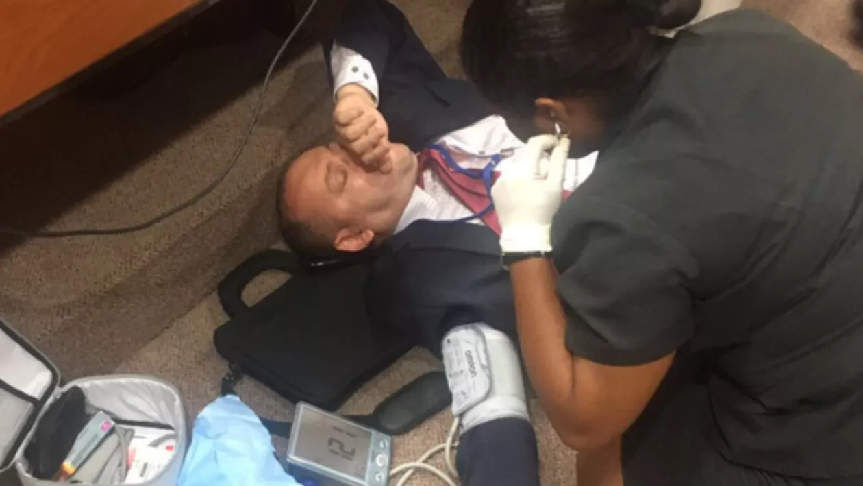 BOX LA NIVEL ÎNALT: Un responsabil algerian a băgat în spital un diplomat marocan la o reuniune internațională (FOTO)