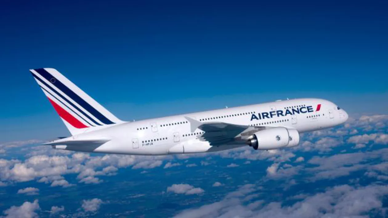 Alertă în aer: Un avion Air France a anunțat că are probleme. Aeronava a ajuns la Birmingham în siguranță (FOTO)