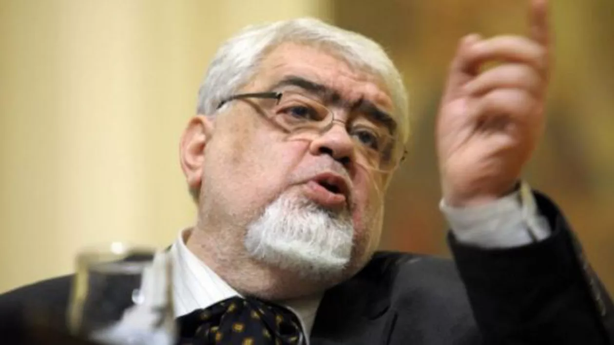 “Se mai îndoieşte cineva că, dacă trăia, Ceauşescu ar fi câştigat alegerile?". Pleșu: Miniștrii "ÎMPUȘCATULUI" îl deplâng pe dictator la TV