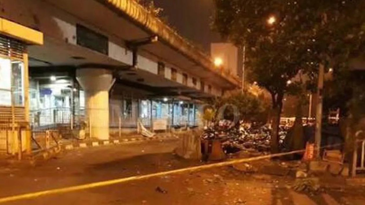 Explozii în capitala Indoneziei: Cel puțin două persoane au fost ucise (FOTO)