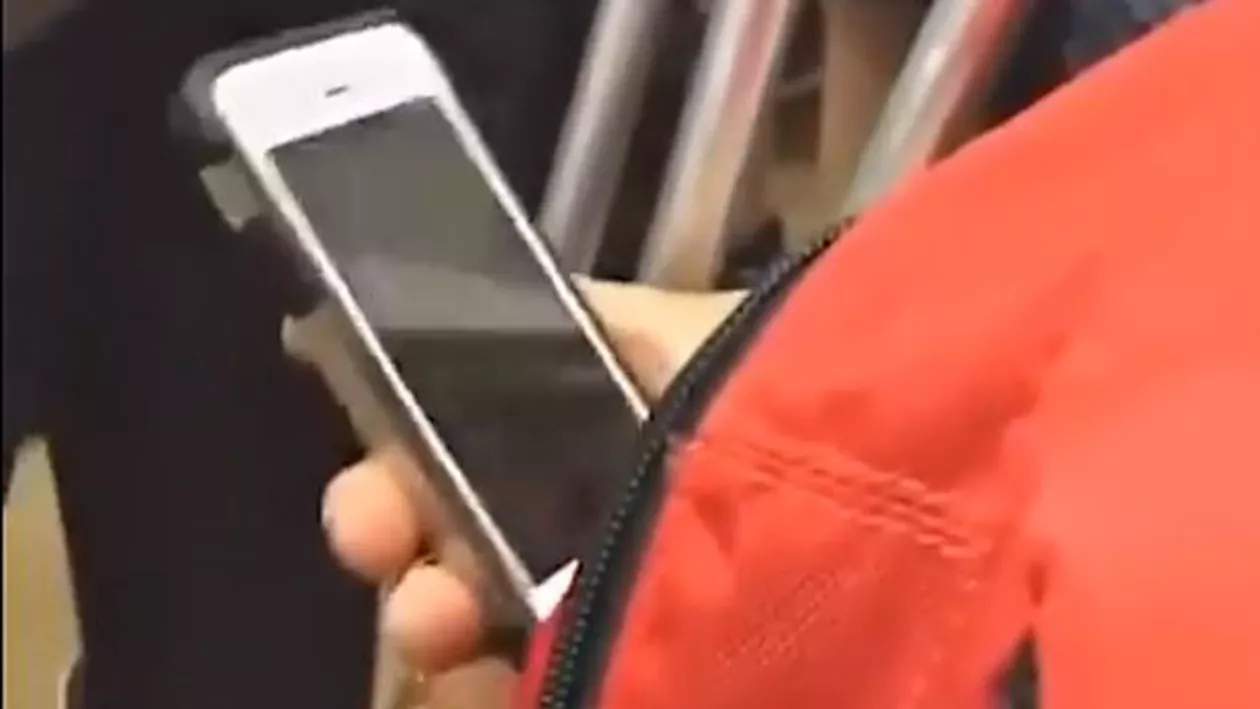 Care este cea mai sigură parolă pentru telefonul mobil? Nimeni nu ar putea să o ghicească vreodată (VIDEO)