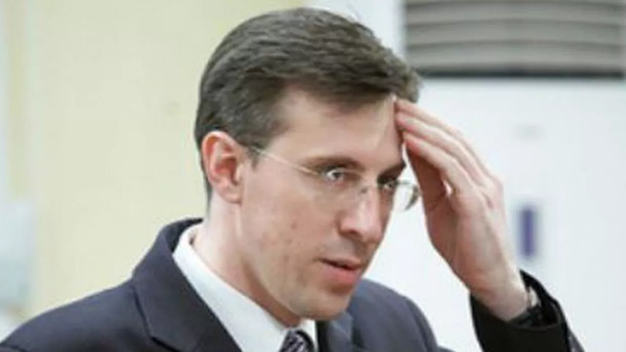 Primarul Chișinăului, Dorin Chirtoacă, a fost reținut pentru 72 de ore: Edilul este suspectat de trafic de influență (VIDEO)