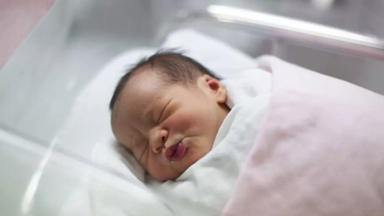 Mărturisirile ȘOCANTE ale unei ASISTENTE de neonatologie din România: Nou-născuții sunt SEDAȚI