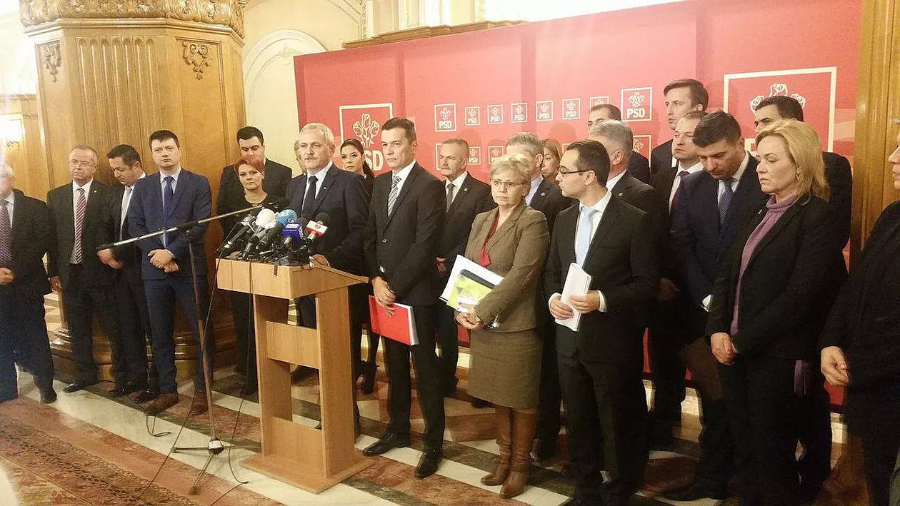 „Când mulți se pretind maeștri ai integralelor, Vasile Dîncu ne arăta că uneori nu stăpânim nici măcar tabla înmulțirii”. Lovitură pentru Dragnea? Un actual ministru trimite indirect săgeți către Guvern