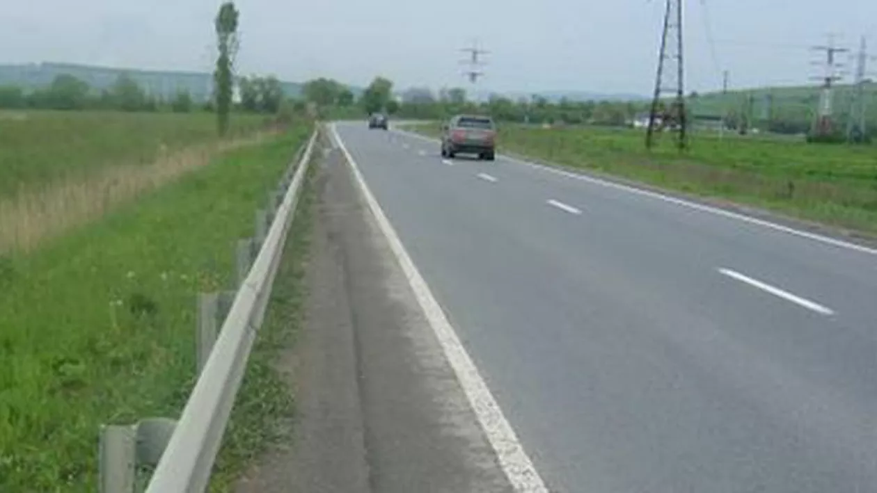 Accident grav pe DN 65. Doi tineri și-au pierdut viața și o persoană a fost rănită