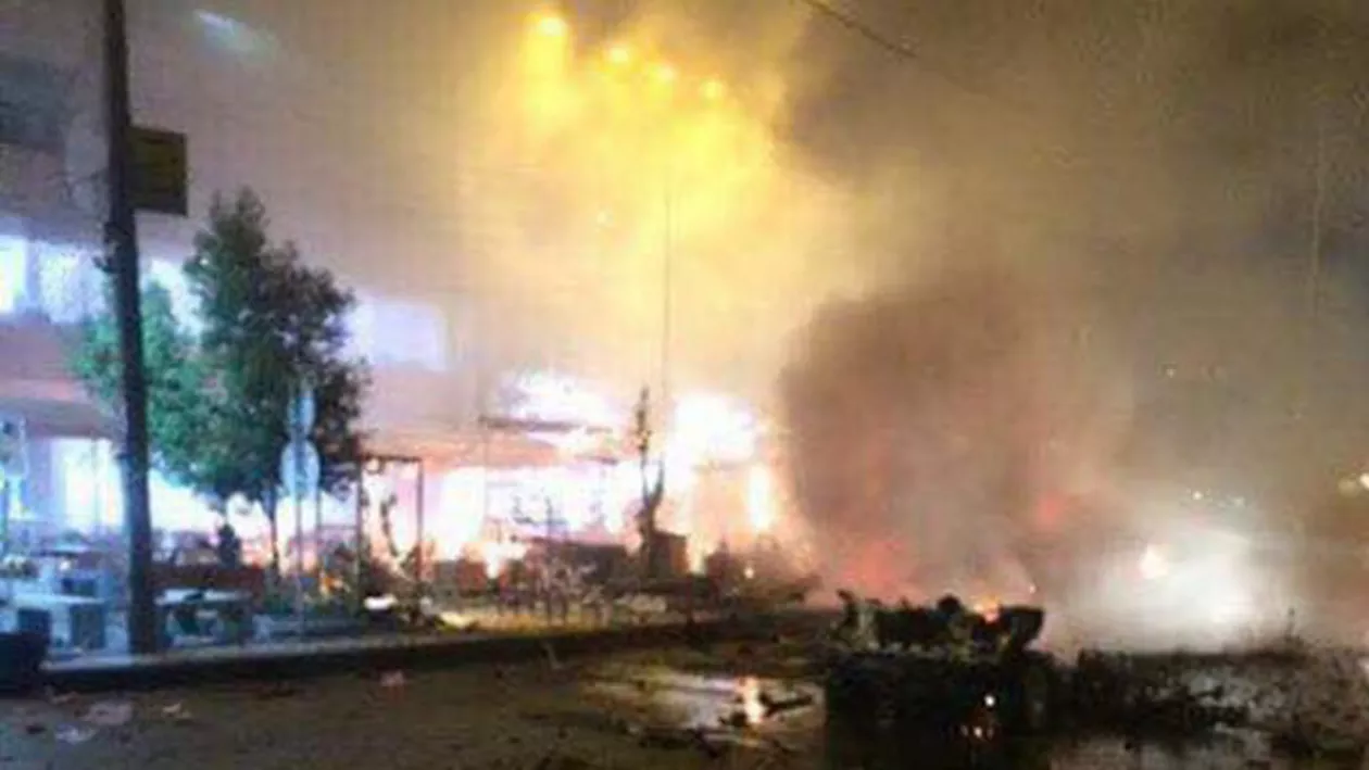 Irak: Atentat cu kamikaze la Bagdad! Opt persoane au murit, iar alte 30 sunt rănite (FOTO)