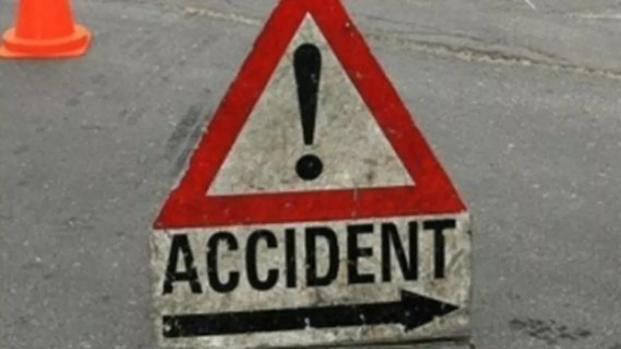 Accident grav în județul Buzău: Doi oameni au murit și trei au fost răniți după ce o mașină s-a răsturnat într-un șanț (VIDEO)
