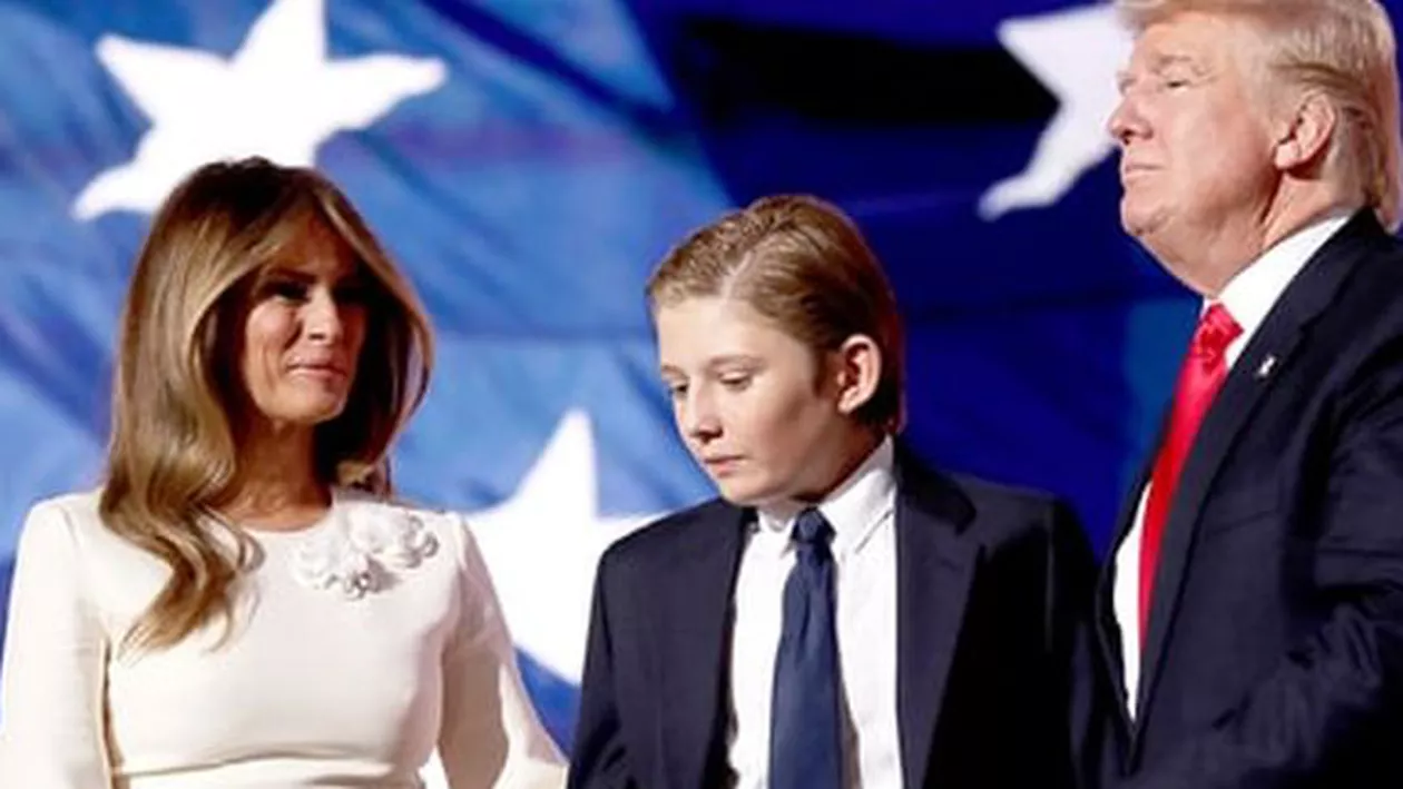 Melania Trump a ajuns, în sfârșit, la Casa Albă: Prima Doamnă a Americii și fiul său Barron sunt alături de președinte (FOTO)