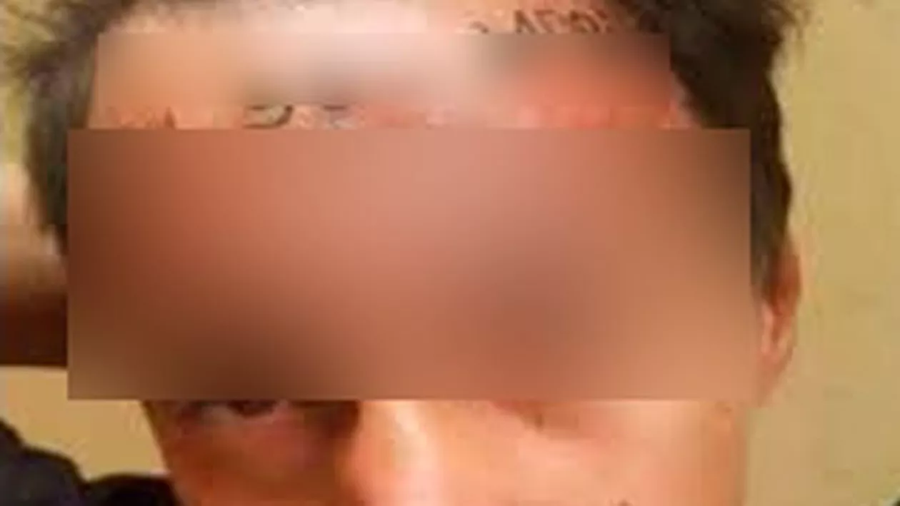 "SUNT UN HOȚ! SUNT UN RATAT!" Pedeapsa CRUNTĂ pentru un tânăr prins la furat (VIDEO)