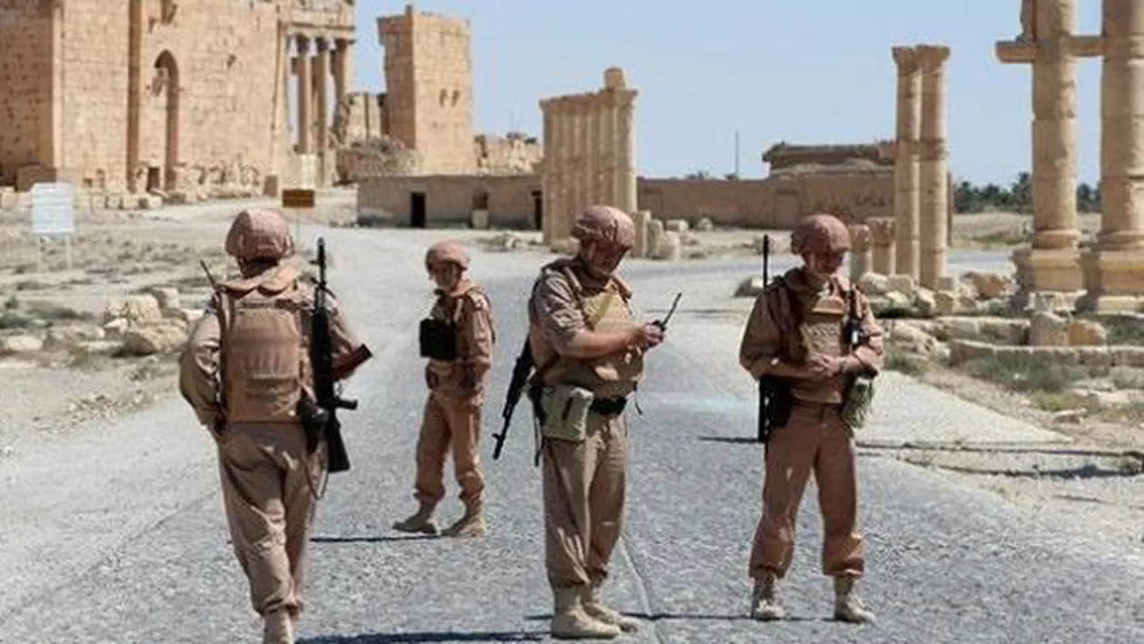 Atac TERORIST la o moschee din Kabul! Cel puțin patru victime