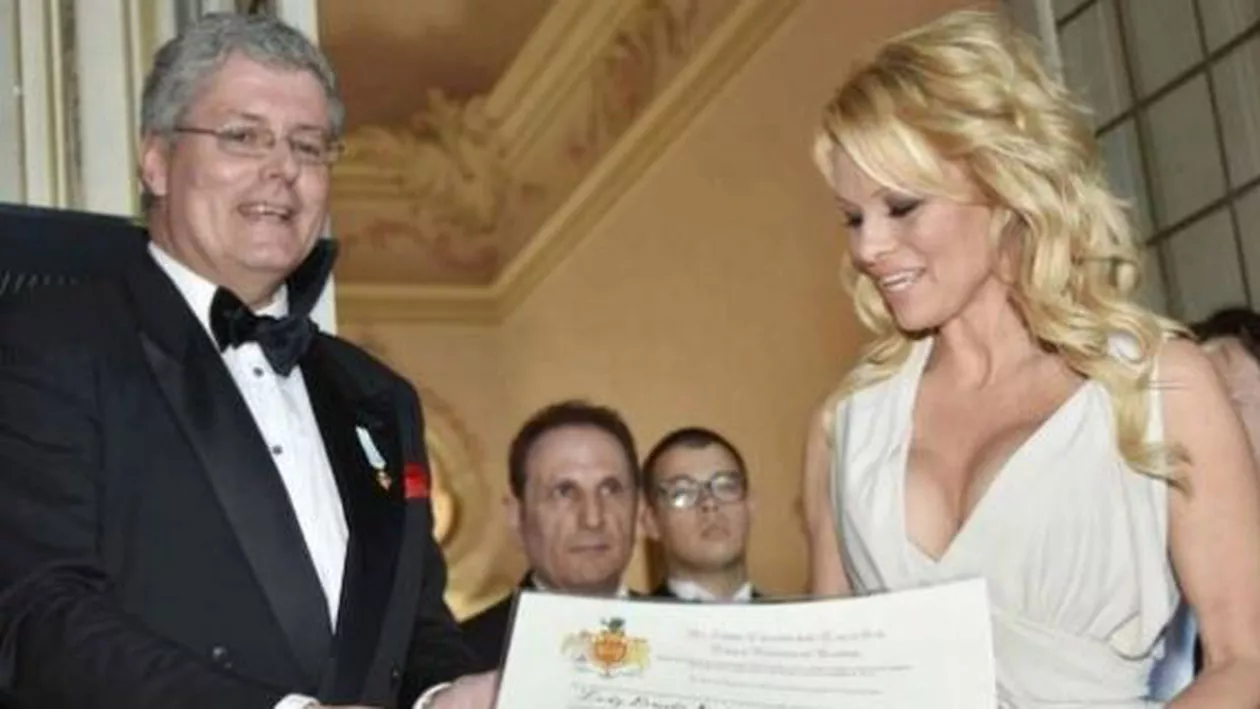 Caz uluitor: Prinţul Muntenegrului şi al Macedoniei a trăit o viață falsă. Cum a ieșit totul la iveală (VIDEO)