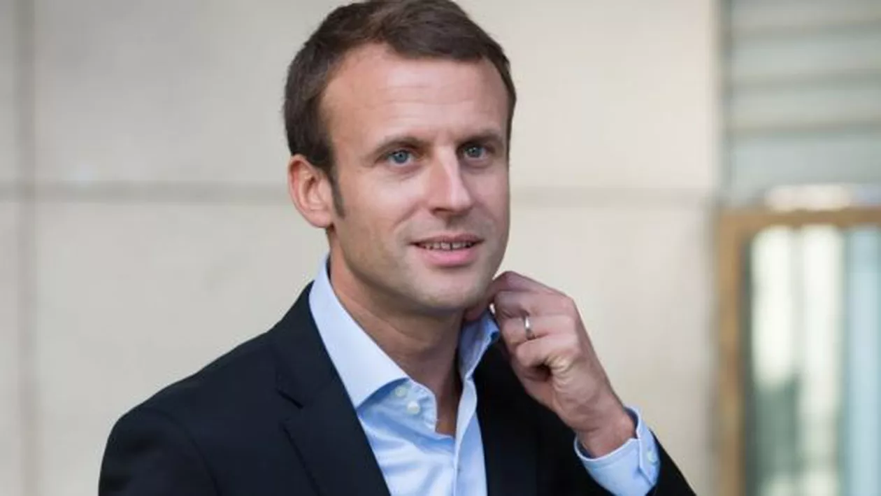 Emmanuel Macron a cerut unui ministru implicat într-o ancheta să părăsească guvernul