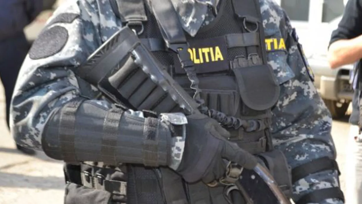 Multiple percheziții DNA în Arad: Mascaţii au descins la Serviciul de Medicină Legală și la clubul de fotbal UTA!