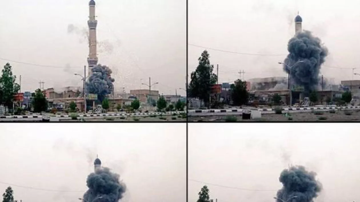 Momentul în care ISIS aruncă în aer moscheea din Mosul în care și-a proclamat „califatul”