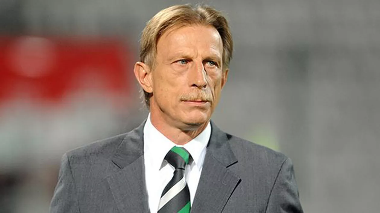 Se pregătește înlocuirea lui Christoph Daum de pe banca echipei naționale: Un cunoscut antrenor străin cu experiență în Liga 1, pregătit să îi ia locul