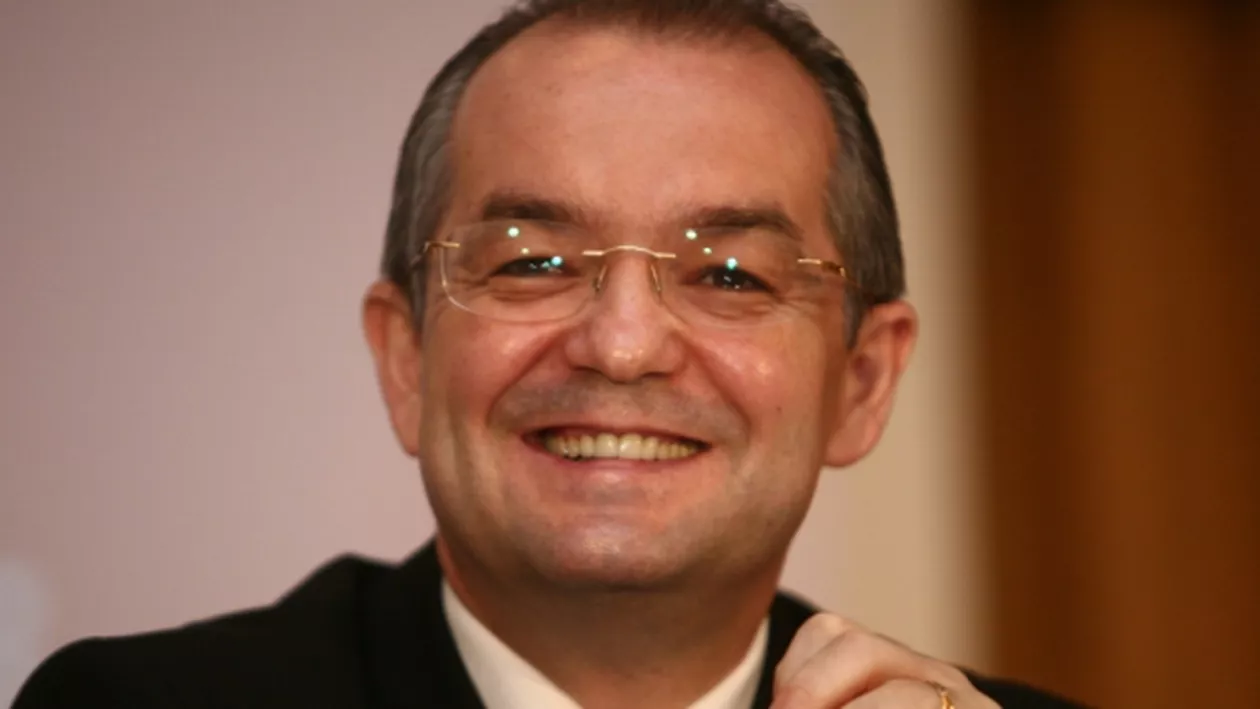 Meșterul Manole din CLUJ: Boc și-a pus constructorii să stea sub un POD la inaugurare