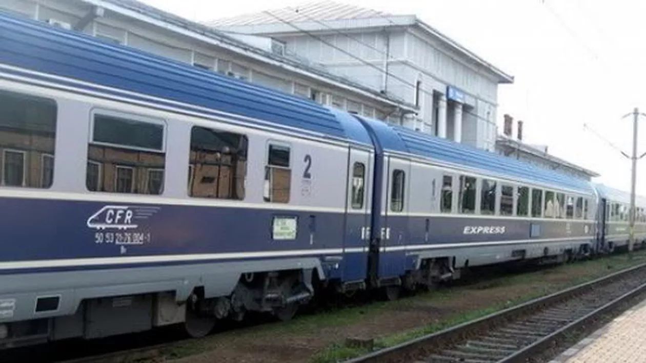 Incident feroviar grav: Zeci de călători în pericol (VIDEO)