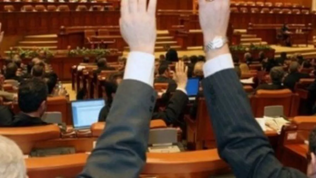 Deputații au bani de cheltuit! Ce vor să-și mai cumpere aleșii
