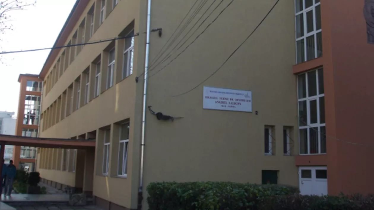 TOPUL rușinos al celor mai slabe licee din Capitală (FOTO)